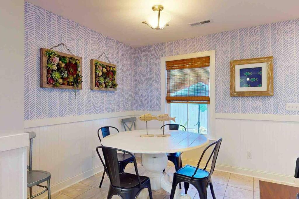 The Blue Door Bungalow Wilmington Exteriér fotografie